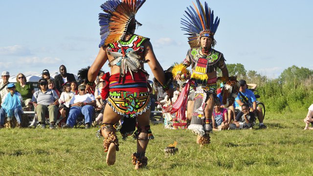 Gobernabilidad indígena: Cuestionando el estatus y las posibilidades de reconciliación con el compromiso de Canadá con los Derechos Aborígenes y de Tratados