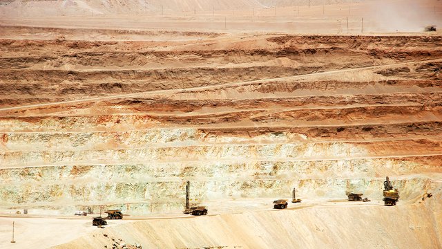 Mission Impossible?: Adopting a CSR-Based Business Model for Extractice Industries in Developing Countries